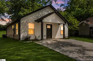 561 Bee St, Spartanburg, SC 29301 - Photo 4