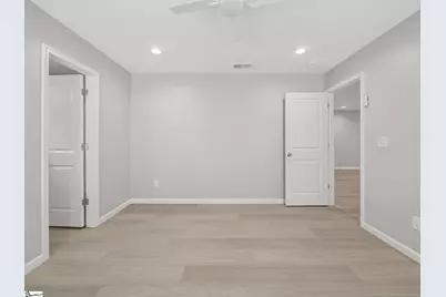 100 Prospect Avenue, Spartanburg, SC 29306 - Photo 14