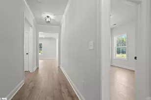 111 Nannies Cir, Williamston, SC 29697 - Photo 4