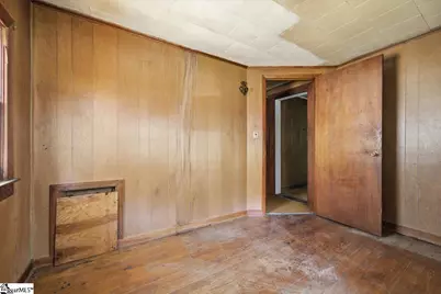 309 Knitting Mill Street, Jonesville, SC 29353 - Photo 18