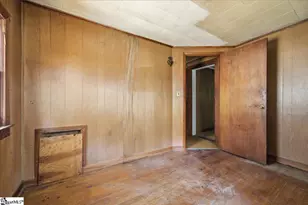 309 Knitting Mill St, Jonesville, SC 29353 - Photo 18