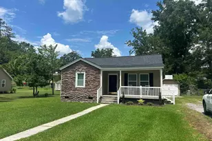 204 Elm St, Clinton, SC 29325 - Photo 1