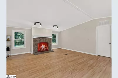 314 Lonesome Pine Lane Drive, Wellford, SC 29385 - Photo 8
