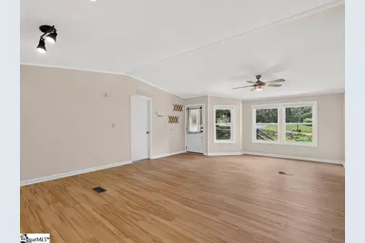 314 Lonesome Pine Lane Drive, Wellford, SC 29385 - Photo 10