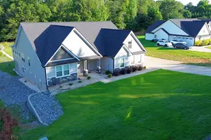 190 Eastberrys Creek Dr, Duncan, SC 29334 - Photo 4