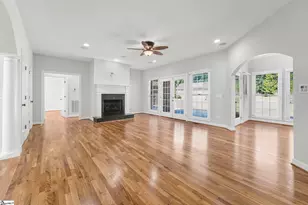 956 Laurelwood Way, Landrum, SC 29356 - Photo 8