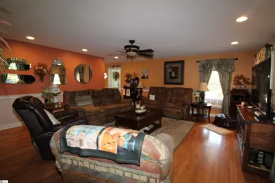 178 Tuscany Lane, Chesnee, SC 29323 - Photo 6