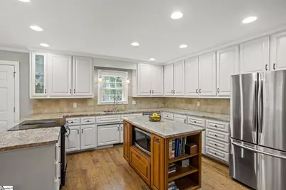 651 Altamont Road, Greenville, SC 29609 - Photo 14