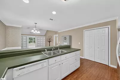 43 Magnolia Crest Drive, Simpsonville, SC 29681 - Photo 8
