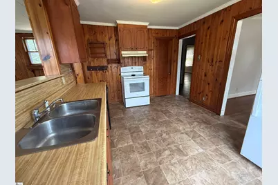 103 S Woodrow Street, Clinton, SC 29325 - Photo 12
