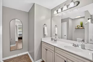 132 Caledonia Dr, Easley, SC 29642 - Photo 16