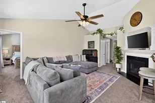 132 Caledonia Dr, Easley, SC 29642 - Photo 6