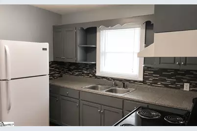 8 Pacific Avenue, Greenville, SC 29605 - Photo 2