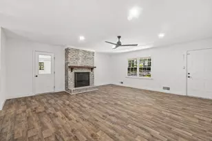 101 Wildwood Ln, Landrum, SC 29356 - Photo 8