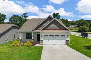 200 Everard Ln, Greer, SC 29650 - Photo 1