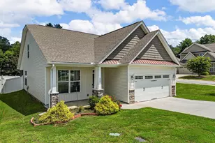 200 Everard Ln, Greer, SC 29650 - Photo 2