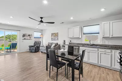 202 Bending Branch Road, Greenville, SC 29605 - Photo 6