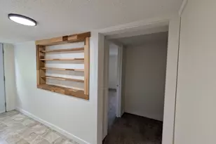 217 Railroad St, Pickens, SC 29671 - Photo 6