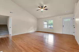 365 Silver Lake Rd, Duncan, SC 29334 - Photo 4