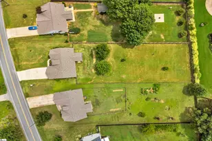 365 Silver Lake Rd, Duncan, SC 29334 - Photo 24