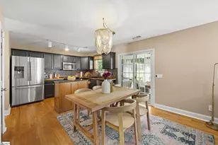 21 Red Shirt Ct, Greer, SC 29651 - Photo 6