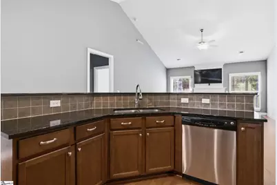 305 Leigh Creek Drive, Simpsonville, SC 29681 - Photo 10