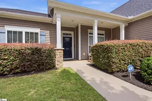 305 Leigh Creek Dr, Simpsonville, SC 29681 - Photo 2