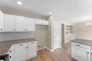638 Branch View Dr, Boiling Springs, SC 29316 - Photo 16