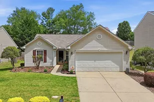 205 Garfield Ln, Simpsonville, SC 29681 - Photo 2