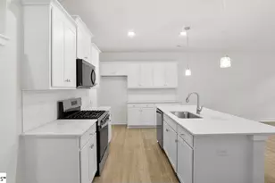719 Lesbury Ln, Spartanburg, SC 29301 - Photo 16