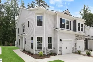 717 Lesbury Ln, Spartanburg, SC 29301 - Photo 2