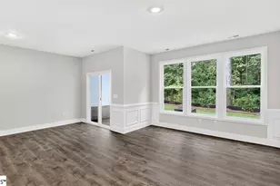 721 Lesbury Ln, Spartanburg, SC 29301 - Photo 10
