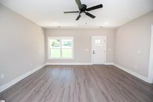 505 S Bomar Ave, Landrum, SC 29356 - Photo 8