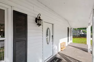 26 2nd Ave, Greenville, SC 29609 - Photo 2
