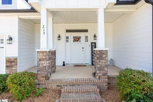 215 Daystrom Dr, Greer, SC 29651 - Photo 4