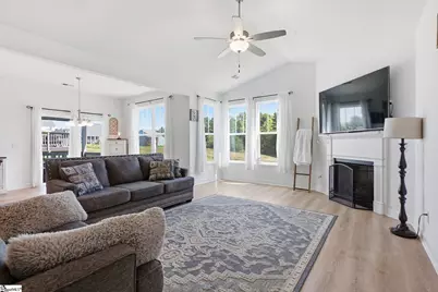 215 Daystrom Drive, Greer, SC 29651 - Photo 8