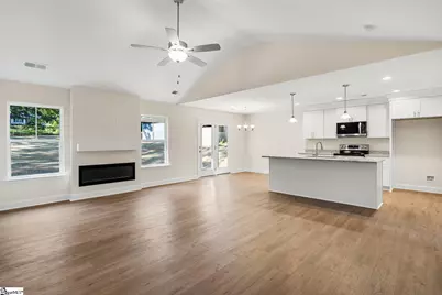 205 Sycamore Street, Anderson, SC 29625 - Photo 2