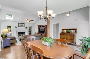 6 Kingsbury Way, Greenville, SC 29617 - Photo 8