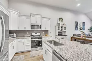 111 Mayfair Sta Wy, Greer, SC 29650 - Photo 10