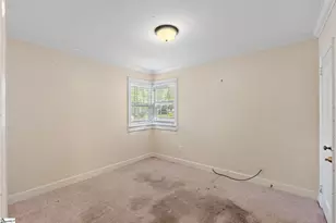100 Lewis Dr, Greenville, SC 29605 - Photo 20