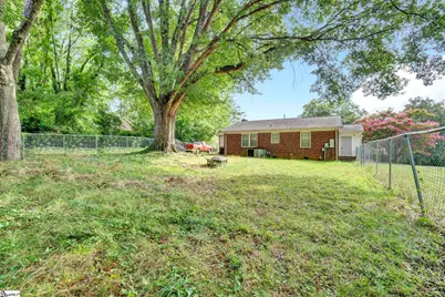 210 Sunnyview Circle, Spartanburg, SC 29307 - Photo 22
