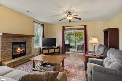 44 Crimson Glory Way, Travelers Rest, SC 29690 - Photo 2