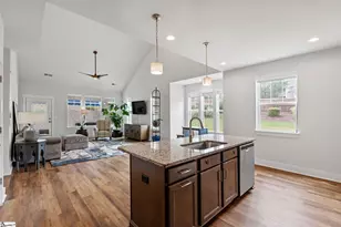 203 Mayfair Sta Wy, Greer, SC 29650 - Photo 8