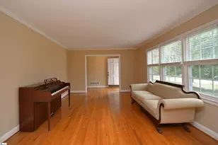19 Spring Forest Rd, Greenville, SC 29615 - Photo 6