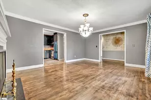 7 River Oaks Dr, Greenville, SC 29601 - Photo 8