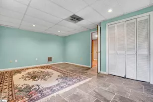 7 River Oaks Dr, Greenville, SC 29601 - Photo 30