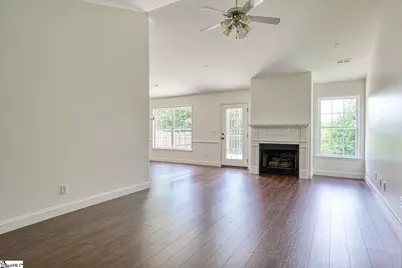 435 Melbourne Lane, Spartanburg, SC 29301 - Photo 4