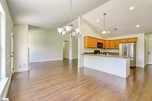 435 Melbourne Ln, Spartanburg, SC 29301 - Photo 12