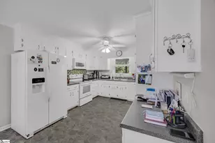 250 Rockcrest Rd, Cleveland, SC 29635 - Photo 14