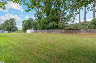 10 Terrell St, Spartanburg, SC 29301 - Photo 32